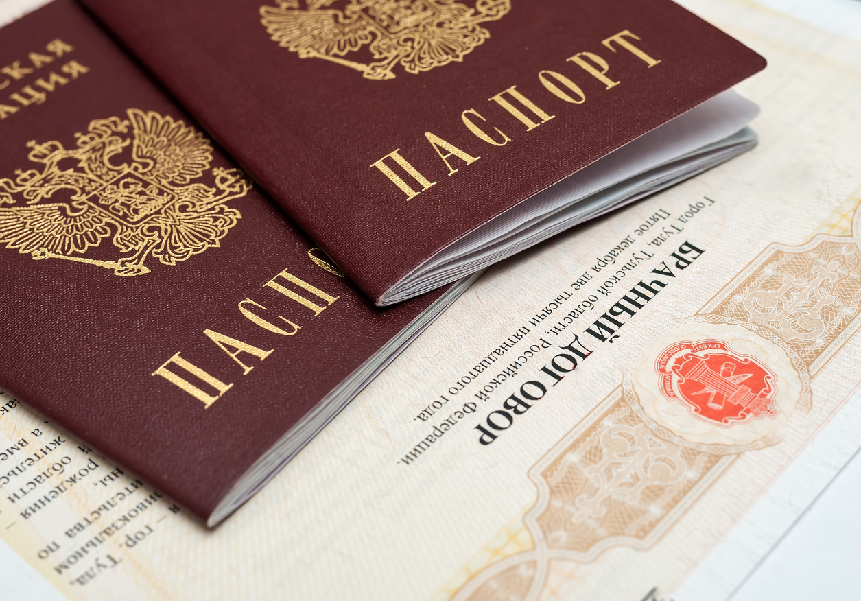Brachnyj-dogovor-i-soglashenie-o-razdele-imushhestva-v-chem-raznica