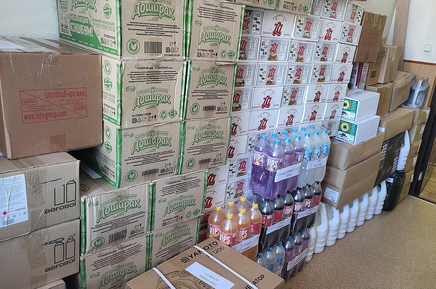 Notariusy-Rjazani-sobrali-gumanitarnuju-pomoshh-dlja-voennyh