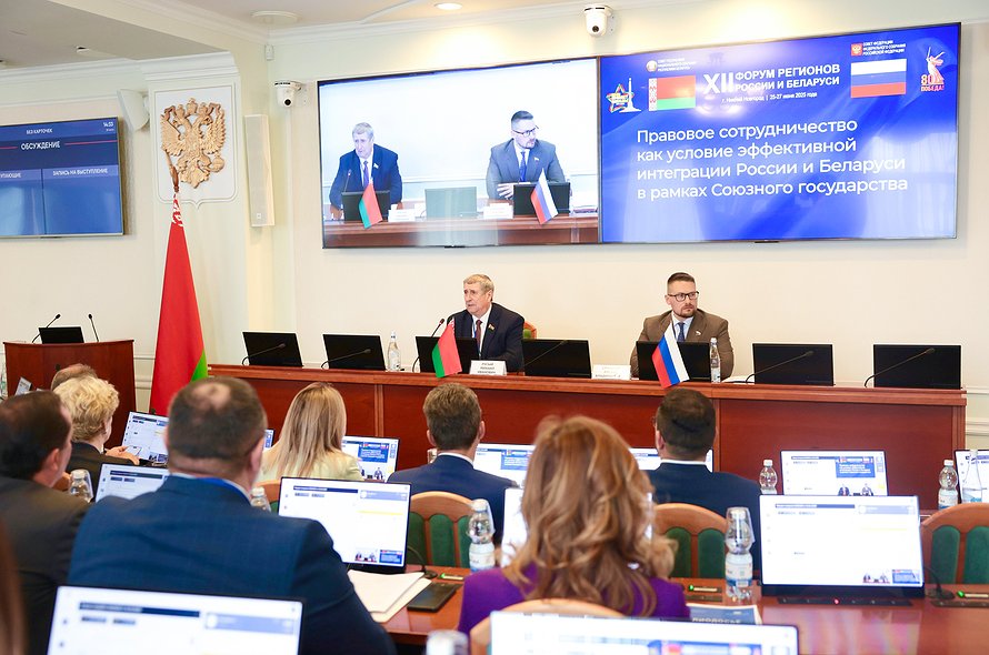 Notariusy-predlozhili-sozdat-edinuju-bazu-doverennostej-i-nasledstvennyh-del-dlja-stran-SNG