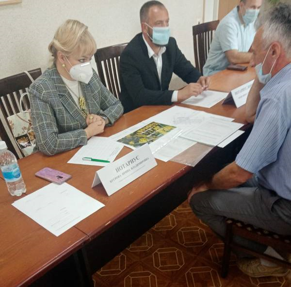 Notariusy-Ivanovskoj-oblasti-pouchastvovali-v-vyezdnoj-besplatnoj-konsultacii-dlja-zhitelej-Kineshmy
