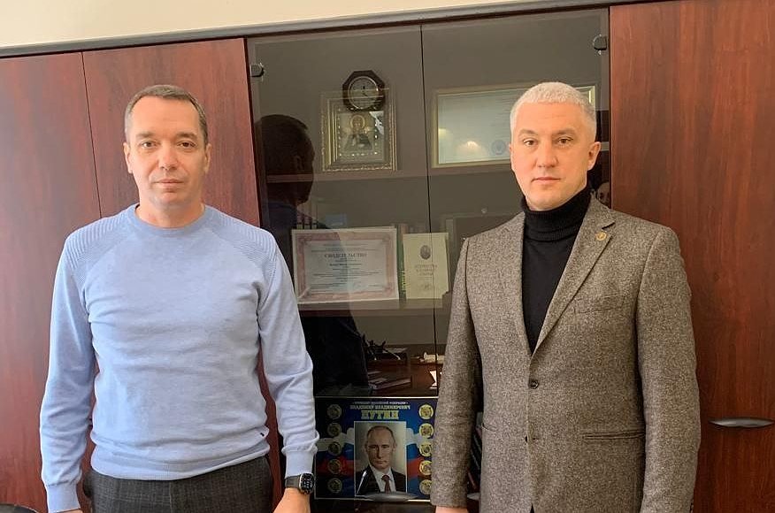 V-Sevastopole-notariusy-nachali-zaverjat-podpisi-ochevidcev-dlja-uchastnikov-SVO-i-ih-semej